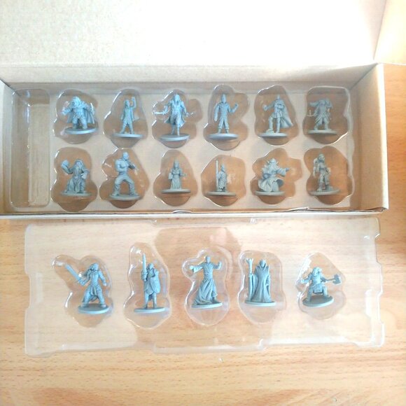 Dungeon Alliance & Champions & Adventure Pack Expansions Quixotic G Board Game‎ - Picture 12 of 12